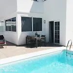 Βίλα Ocean Wave - Sea Views - Free Private Heated Pool