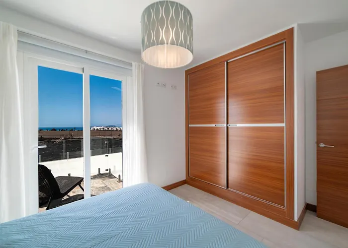 빌라 Ocean Wave - Sea Views - Free Private Heated Pool