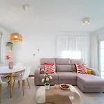 Ocean Wave - Sea Views - Free Private Heated Pool Playa Blanca (Lanzarote)