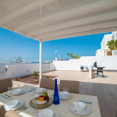 Ocean Wave - Sea Views - Free Private Heated Pool *