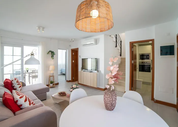 Ocean Wave - Sea Views - Free Private Heated Pool Playa Blanca (Lanzarote)