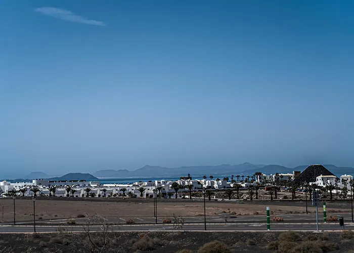 Villa Ocean Wave - Sea Views - Free Private Heated Pool *