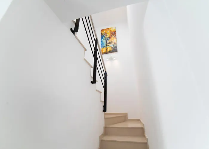 Ocean Wave - Sea Views - Free Private Heated Pool